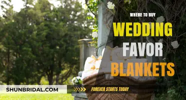 Cozy Wedding Favors: Top Places to Buy Blankets for Guests