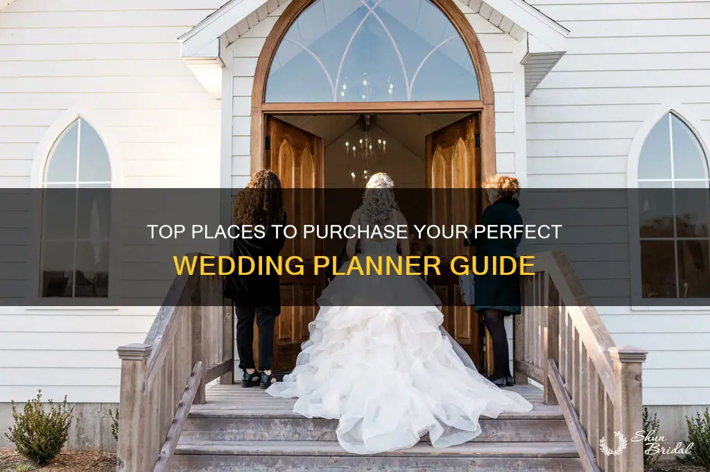 where to buy wedding planner