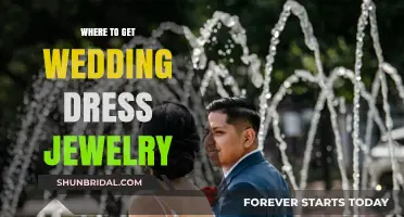 Wedding Dress Jewelry: Where to Buy?