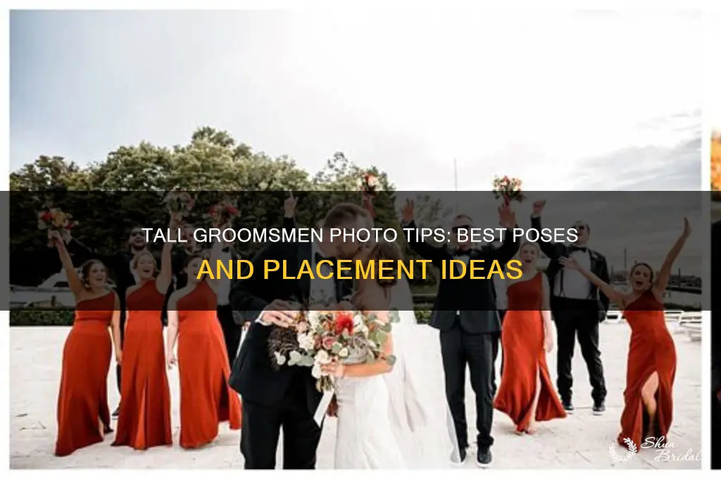 where to put the tall groomsmen for photos