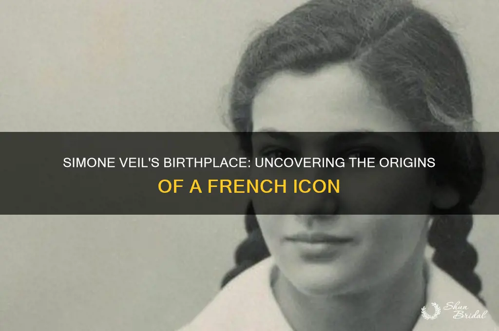 where was simone veil born