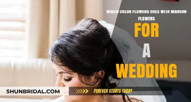 Maroon Wedding Flowers: Best Color Combinations