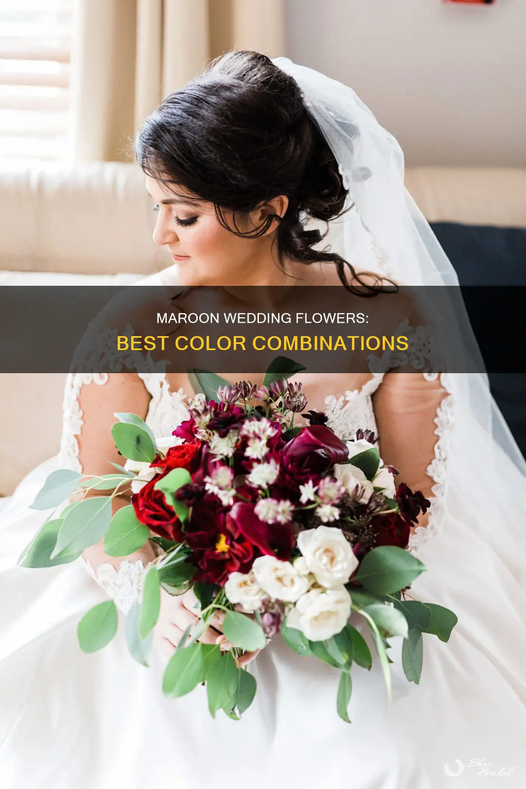 which color flowers goes with maroon flowers for a wedding
