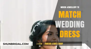 Jewellery and Wedding Dress: The Perfect Match