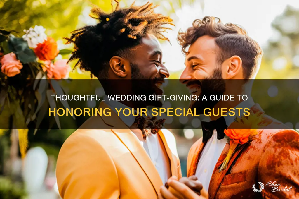 who all do you give gifts to at your wedding