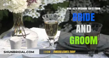 Who Receives Wedding Gifts: Bride and Groom's Etiquette Guide