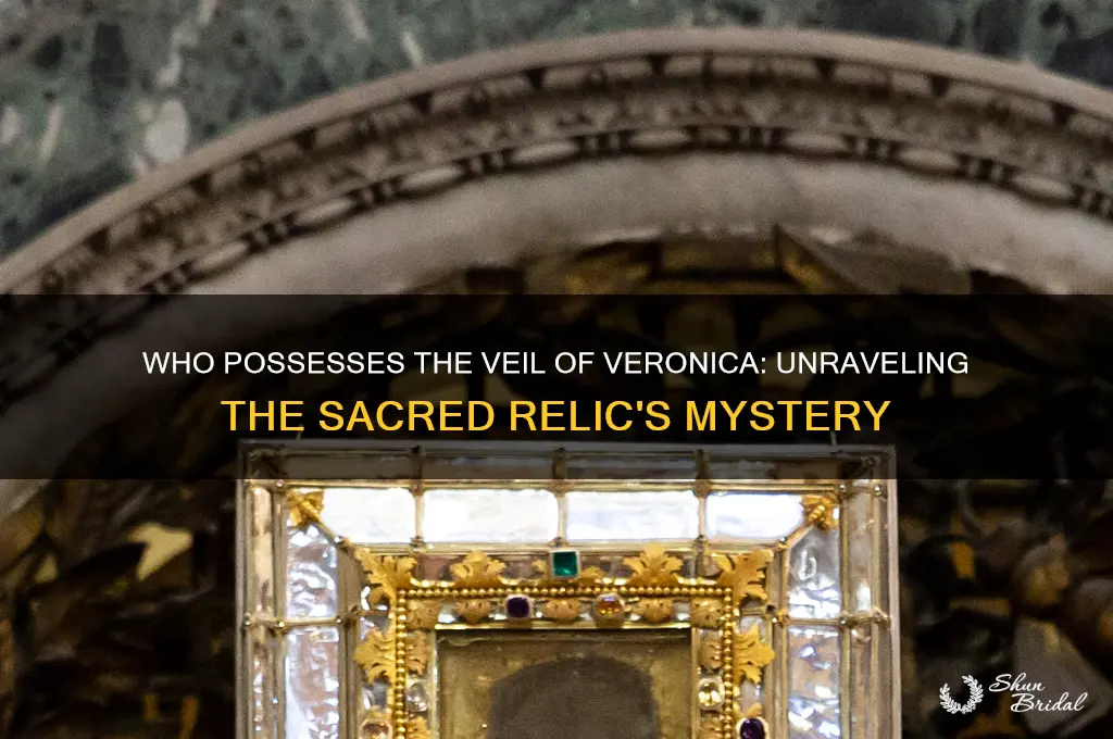 who hass veil of veronica