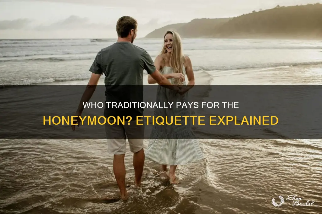 who pays for honeymoon etiquette