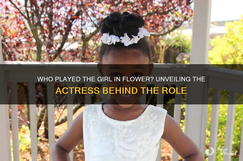 who play the girl in flowe