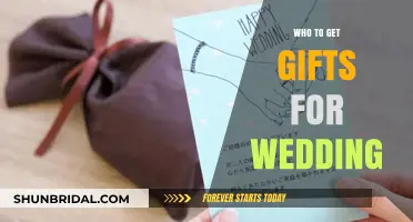 Thoughtful Wedding Gift-Giving: Who to Include on Your List