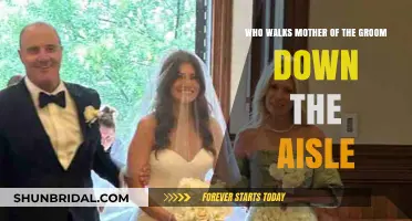 Aisle Etiquette: Who Escorts the Mother of the Groom?