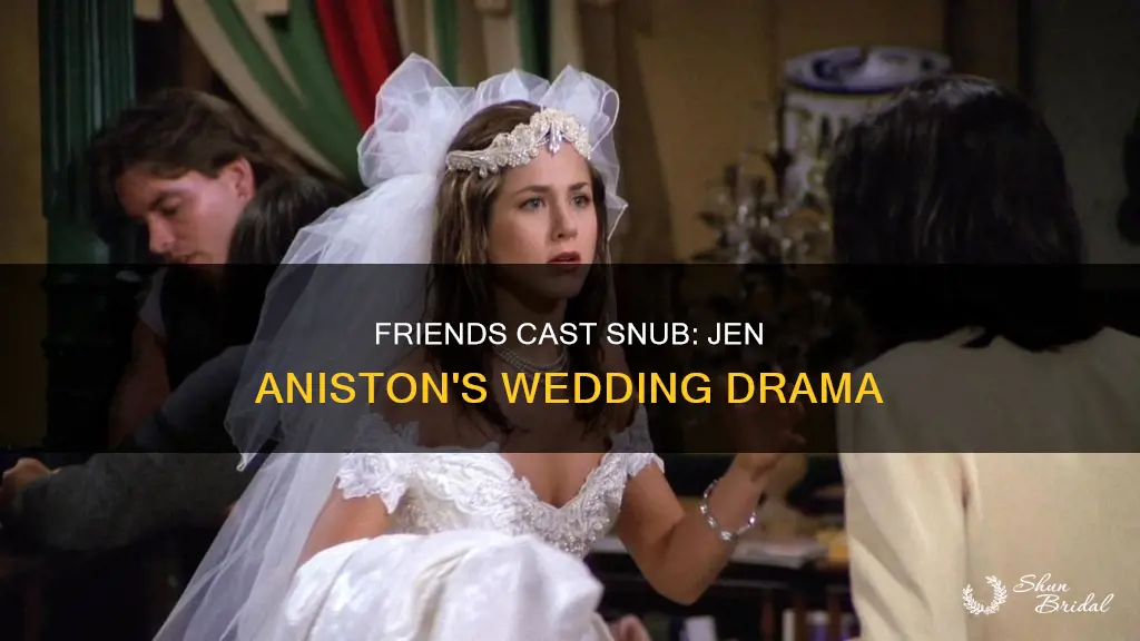 why werent friends cast invited to jen an wedding