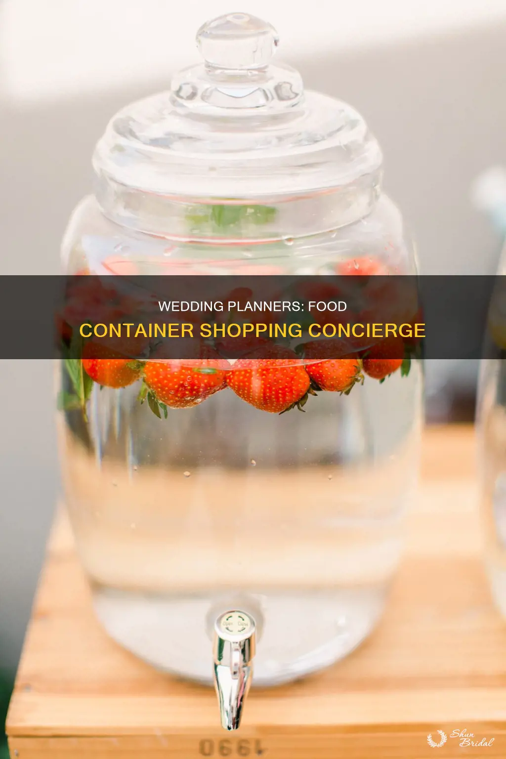 will a wedding planner shop for you for food containers